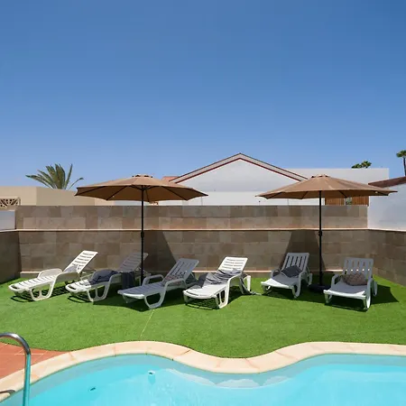 3-br, Villa, Private Pool, In The Heart Of Corralejo! * Corralejo