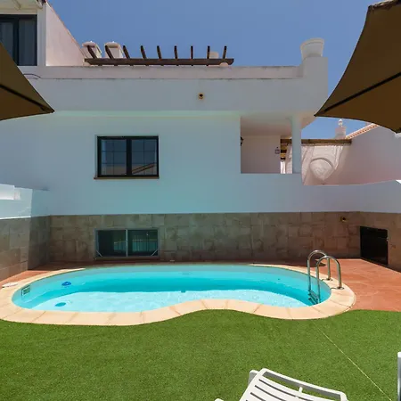 3-br, Villa, Private Pool, In The Heart Of Corralejo! *