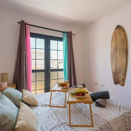 3-br, Villa, Private Pool, In The Heart Of Corralejo! 科拉雷侯