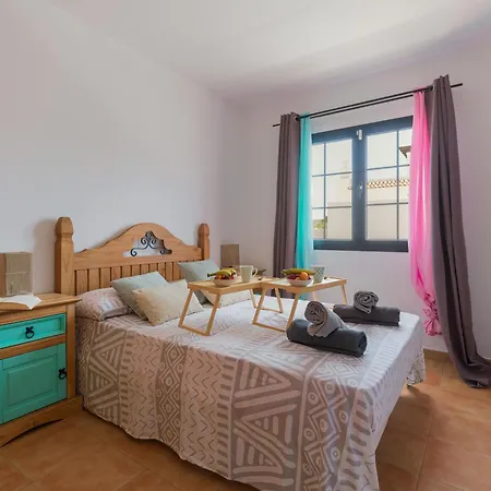 Villa 3-br, Villa, Private Pool, In The Heart Of Corralejo!