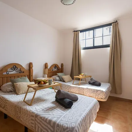 3-br, Villa, Private Pool, In The Heart Of Corralejo! *