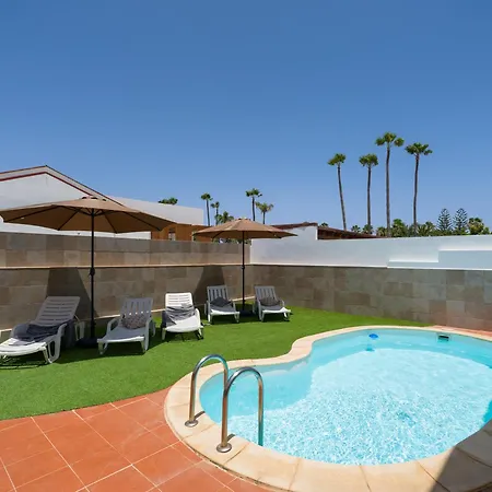 Villa 3-br, Villa, Private Pool, In The Heart Of Corralejo! *