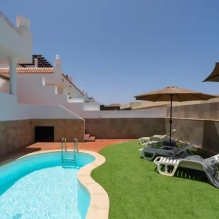 3-br, Villa, Private Pool, In The Heart Of Corralejo! * Corralejo