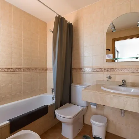 Villa 3-br, Villa, Private Pool, In The Heart Of Corralejo! Corralejo