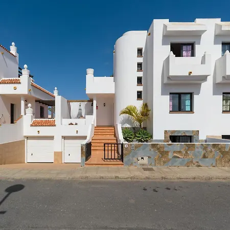 Villa 3-br, Villa, Private Pool, In The Heart Of Corralejo! Corralejo